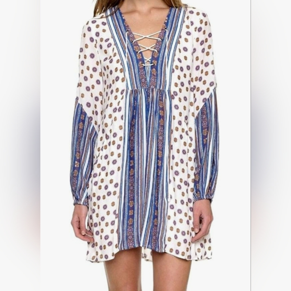 FREE PEOPLE Rain Or Shine Boho White/ Blue w/Lace-Up Front  Balloon Sleeve Dress